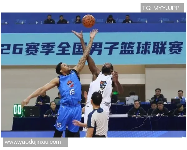 任骏飞领衔球队奋勇拼搏展现篮球魅力助力球队争夺更高荣誉